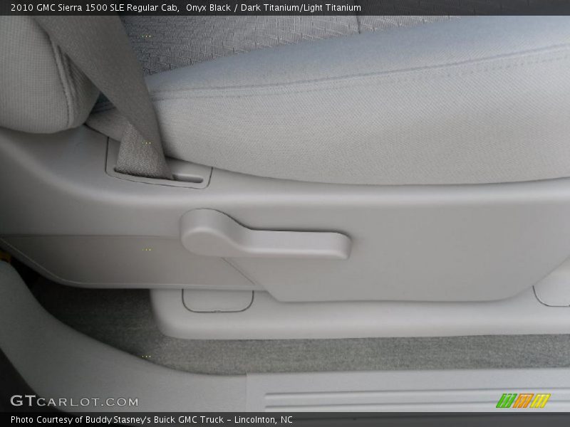 Onyx Black / Dark Titanium/Light Titanium 2010 GMC Sierra 1500 SLE Regular Cab