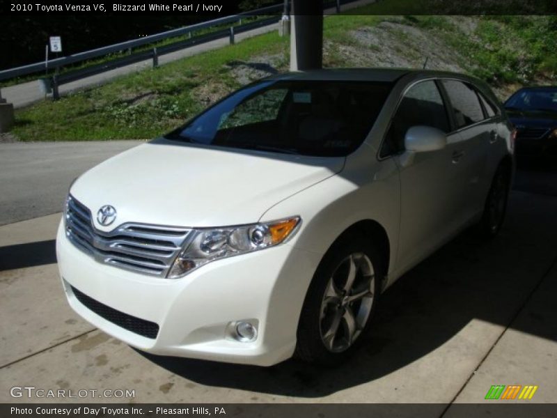 Blizzard White Pearl / Ivory 2010 Toyota Venza V6