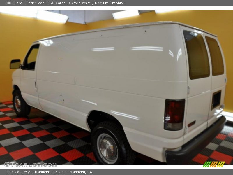 Oxford White / Medium Graphite 2002 Ford E Series Van E250 Cargo