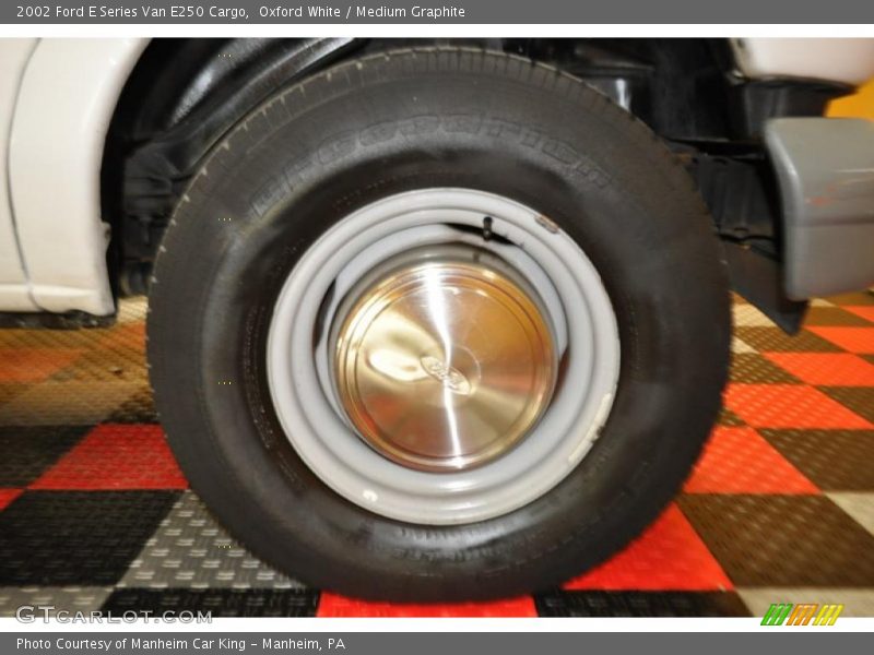 Oxford White / Medium Graphite 2002 Ford E Series Van E250 Cargo