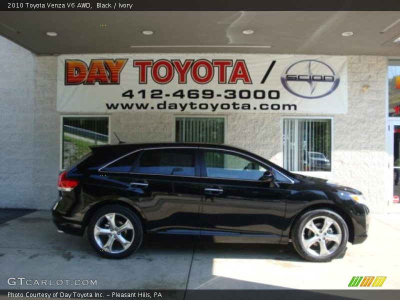 Black / Ivory 2010 Toyota Venza V6 AWD