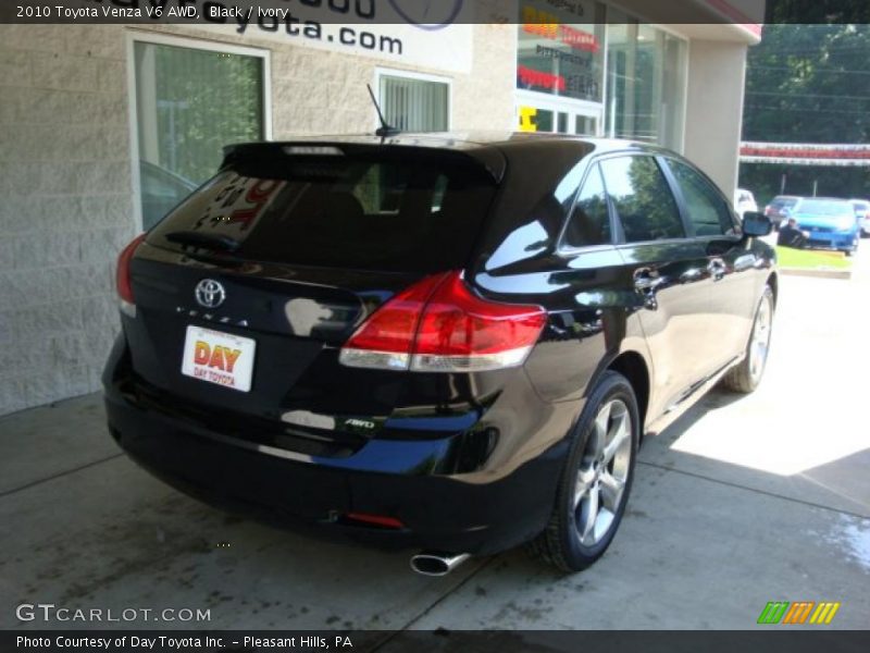 Black / Ivory 2010 Toyota Venza V6 AWD