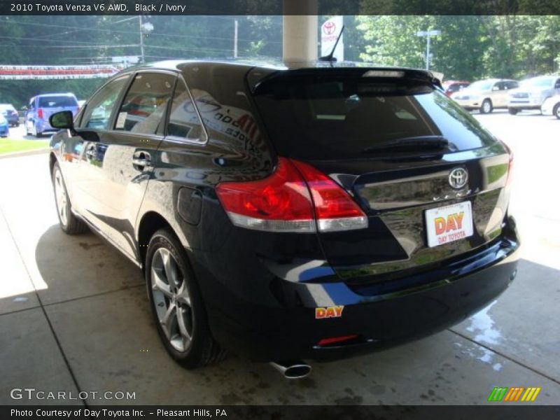 Black / Ivory 2010 Toyota Venza V6 AWD