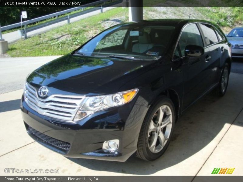 Black / Ivory 2010 Toyota Venza V6 AWD