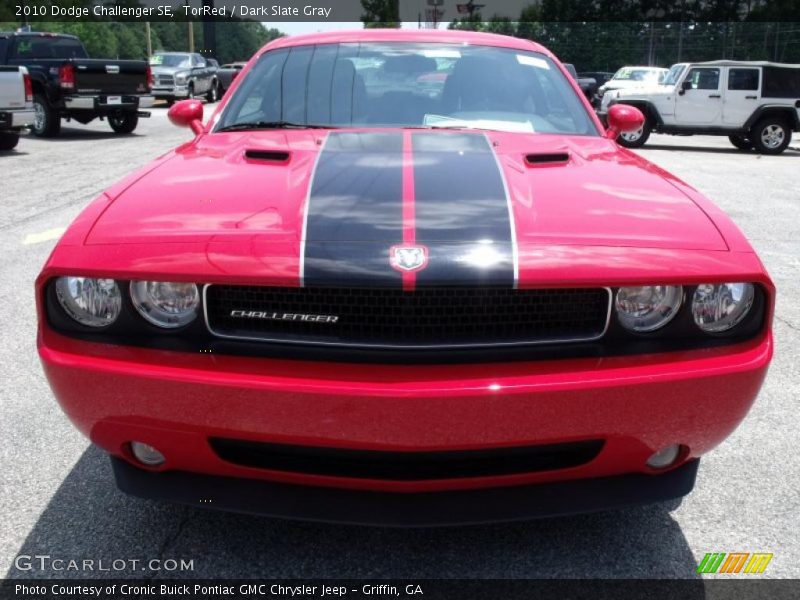 TorRed / Dark Slate Gray 2010 Dodge Challenger SE