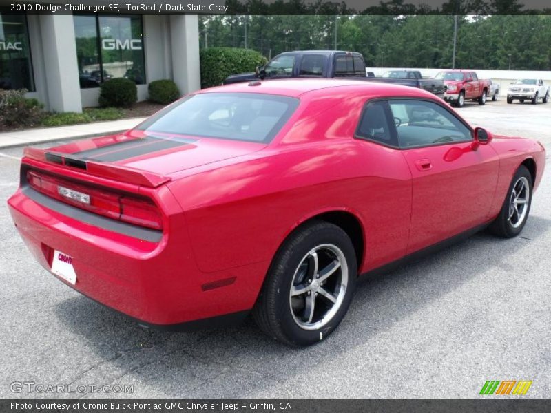 TorRed / Dark Slate Gray 2010 Dodge Challenger SE