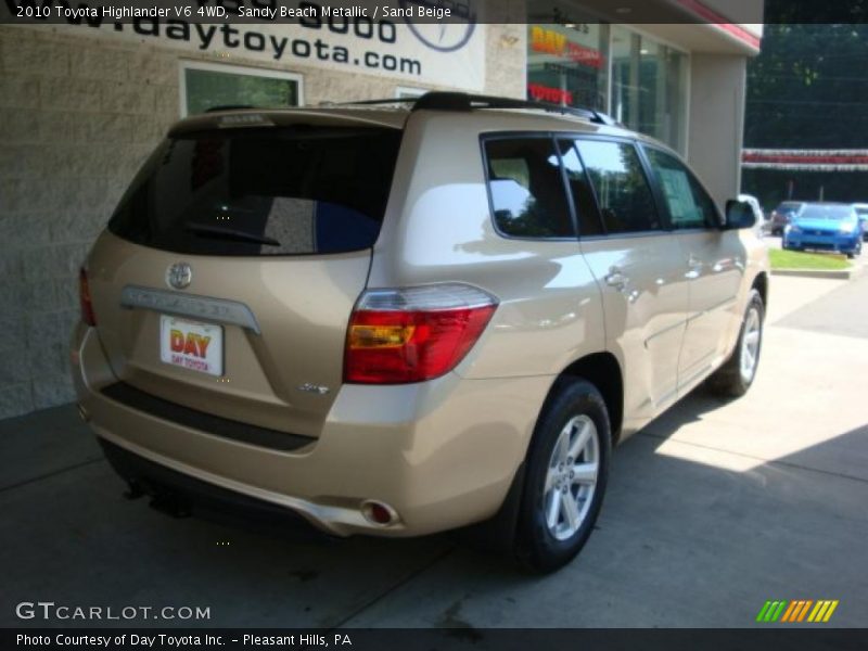 Sandy Beach Metallic / Sand Beige 2010 Toyota Highlander V6 4WD