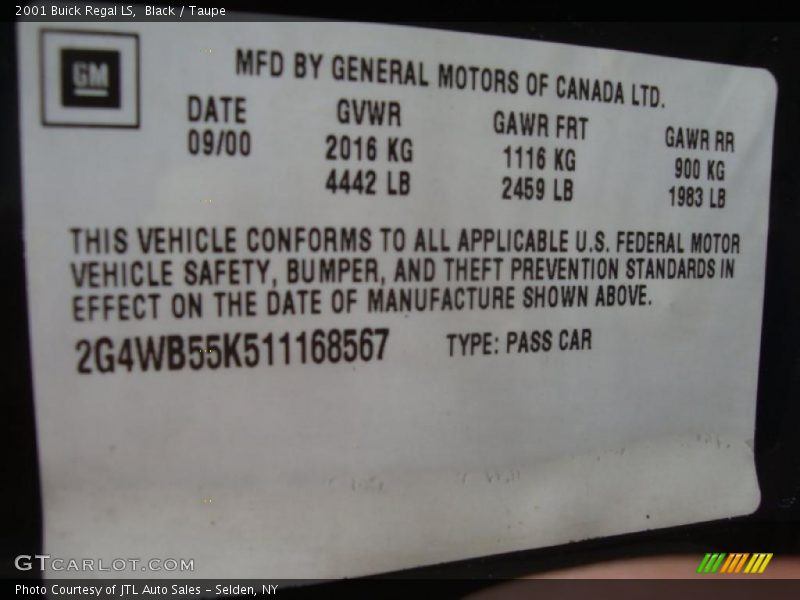 Black / Taupe 2001 Buick Regal LS
