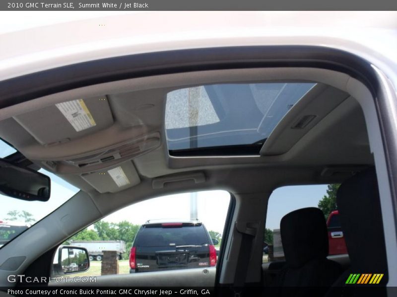 Summit White / Jet Black 2010 GMC Terrain SLE
