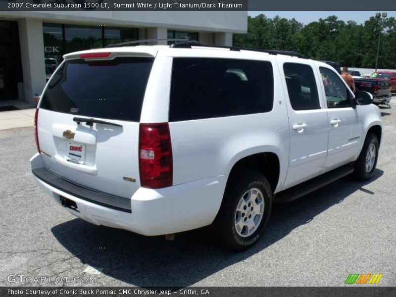 Summit White / Light Titanium/Dark Titanium 2007 Chevrolet Suburban 1500 LT