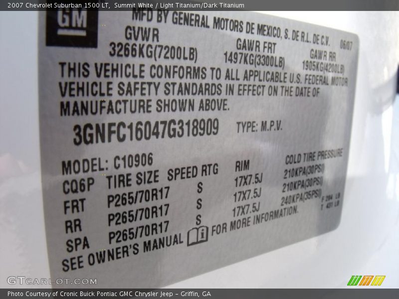 Summit White / Light Titanium/Dark Titanium 2007 Chevrolet Suburban 1500 LT
