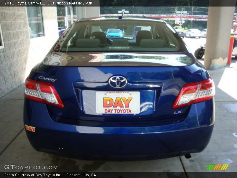 Blue Ribbon Metallic / Ash 2011 Toyota Camry LE