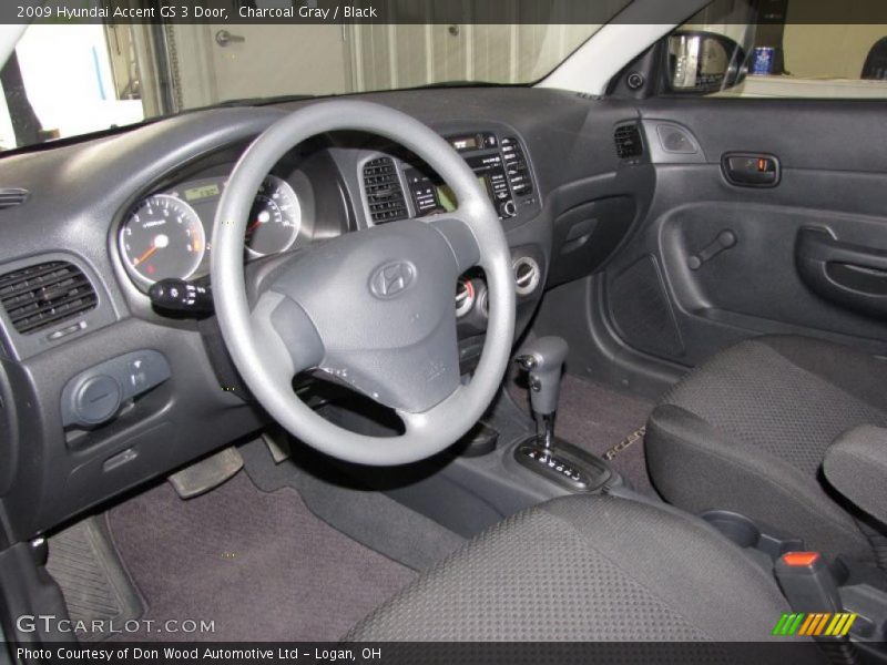 Charcoal Gray / Black 2009 Hyundai Accent GS 3 Door