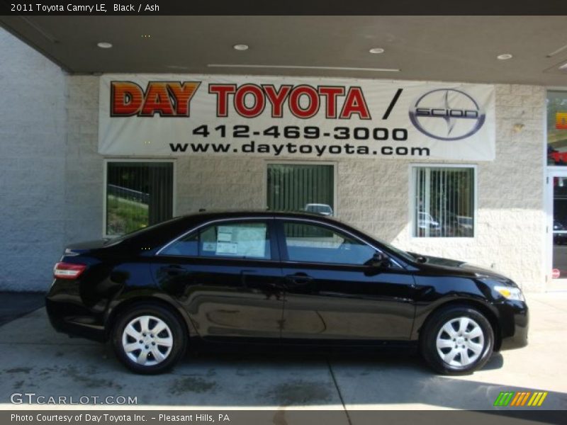 Black / Ash 2011 Toyota Camry LE