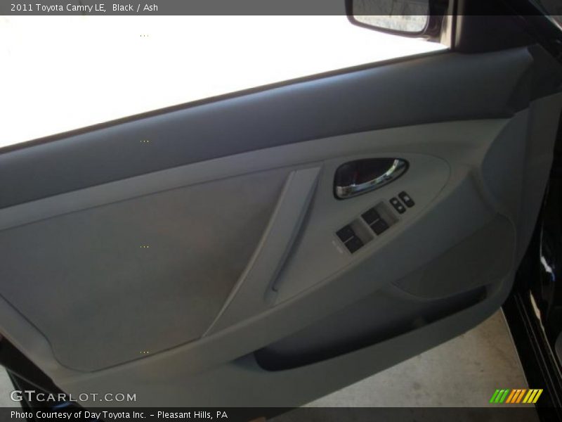 Black / Ash 2011 Toyota Camry LE