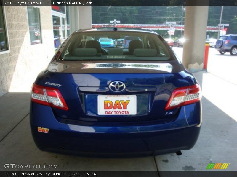 Blue Ribbon Metallic / Ash 2011 Toyota Camry LE