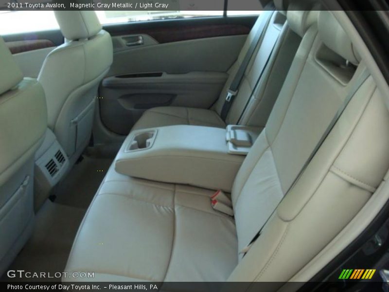 Magnetic Gray Metallic / Light Gray 2011 Toyota Avalon