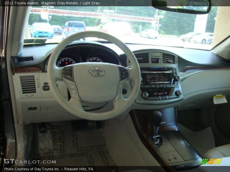 Magnetic Gray Metallic / Light Gray 2011 Toyota Avalon