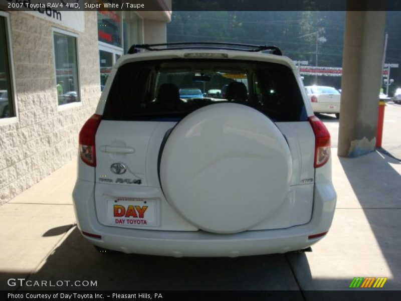 Super White / Taupe 2007 Toyota RAV4 4WD