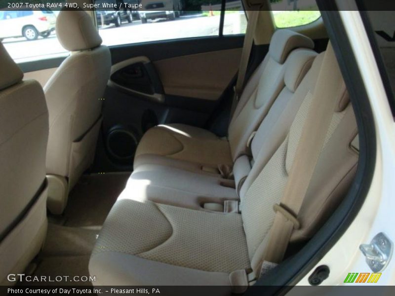 Super White / Taupe 2007 Toyota RAV4 4WD