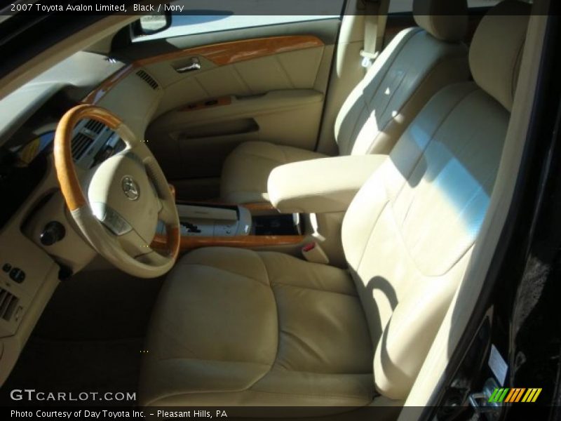 Black / Ivory 2007 Toyota Avalon Limited