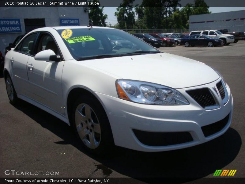 Summit White / Light Taupe 2010 Pontiac G6 Sedan