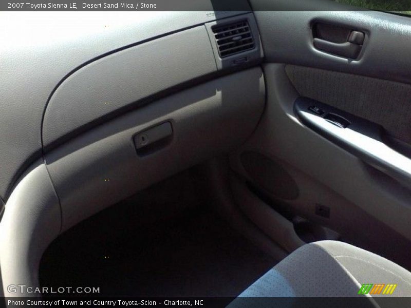 Desert Sand Mica / Stone 2007 Toyota Sienna LE