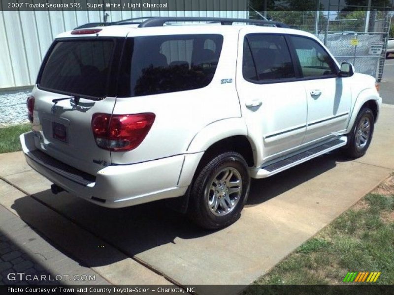 Super White / Light Charcoal 2007 Toyota Sequoia SR5
