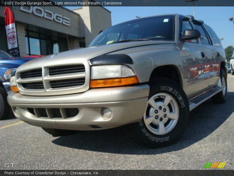 Light Almond Pearl Metallic / Sandstone 2002 Dodge Durango Sport