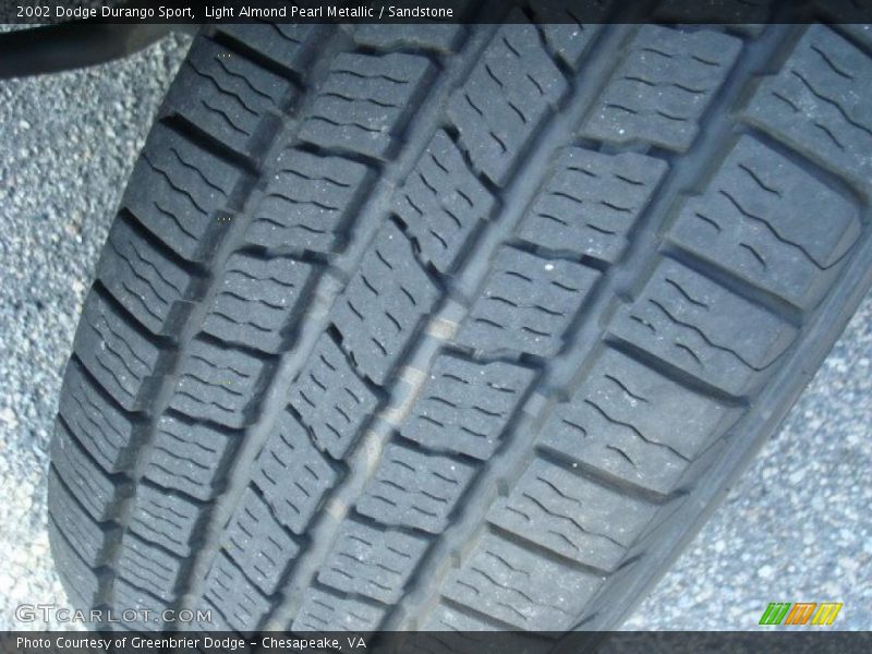 Light Almond Pearl Metallic / Sandstone 2002 Dodge Durango Sport