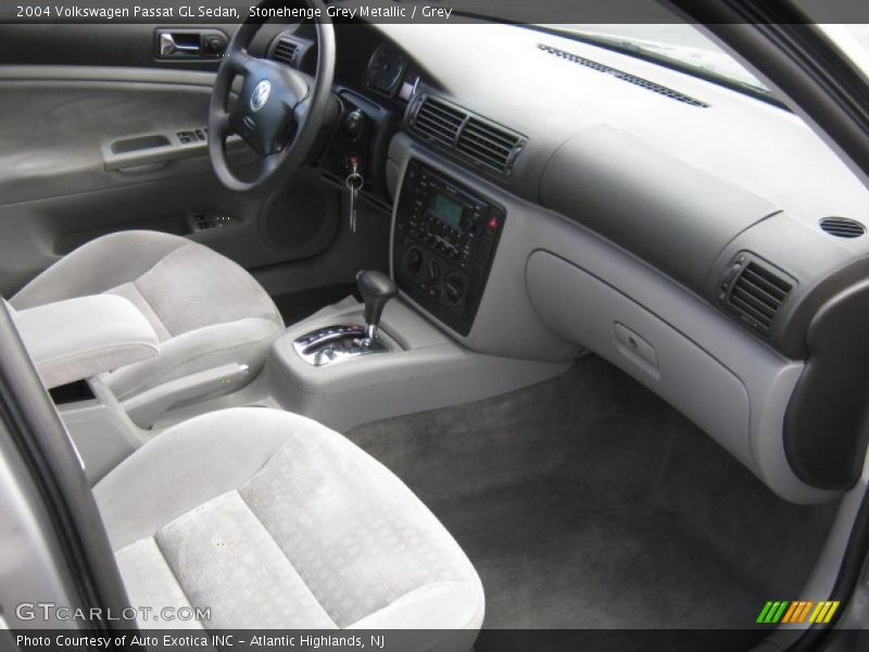 Stonehenge Grey Metallic / Grey 2004 Volkswagen Passat GL Sedan
