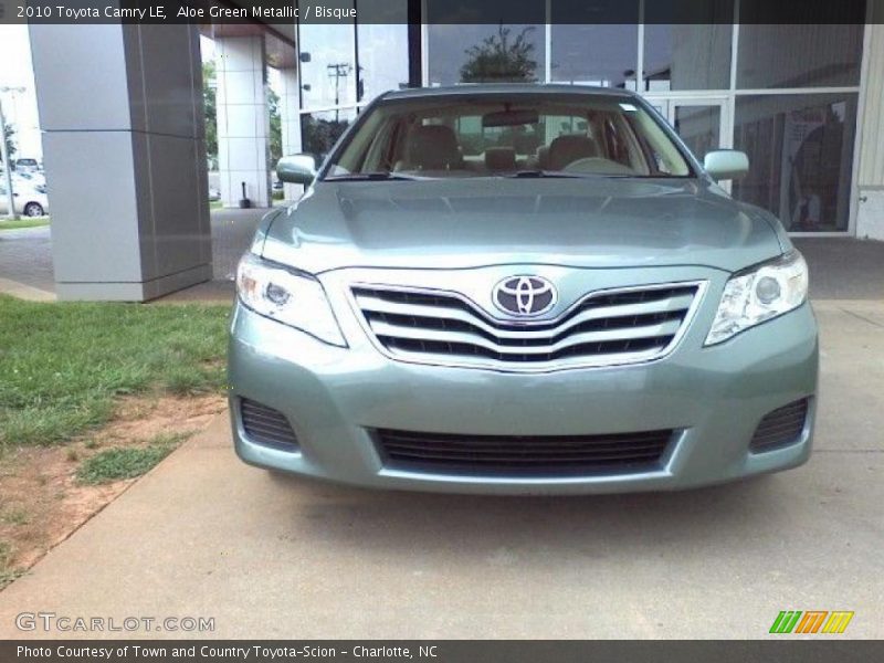 Aloe Green Metallic / Bisque 2010 Toyota Camry LE
