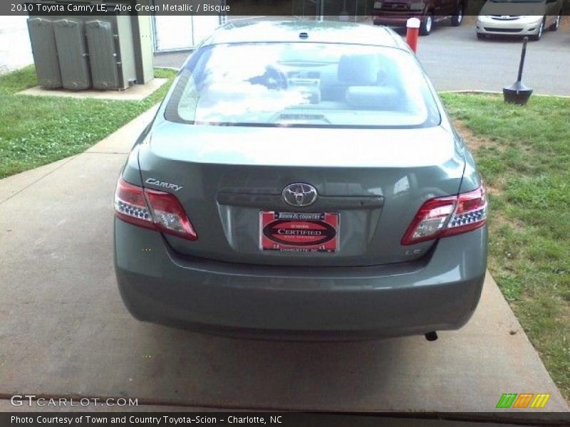 Aloe Green Metallic / Bisque 2010 Toyota Camry LE