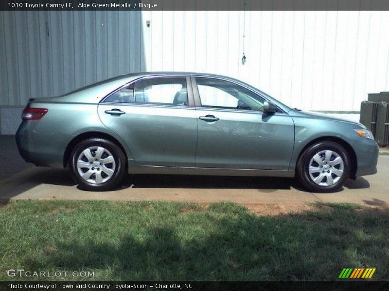 Aloe Green Metallic / Bisque 2010 Toyota Camry LE