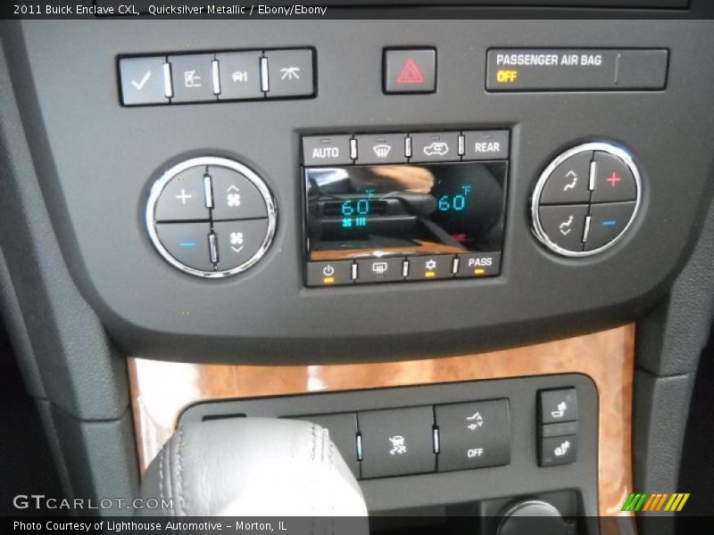 Quicksilver Metallic / Ebony/Ebony 2011 Buick Enclave CXL