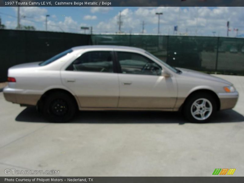 Cashmere Beige Metallic / Beige 1997 Toyota Camry LE V6