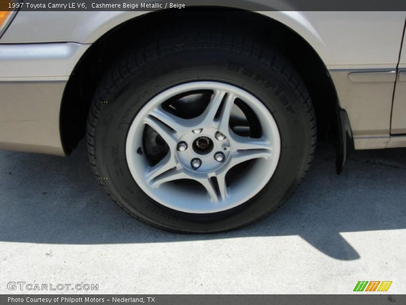 Cashmere Beige Metallic / Beige 1997 Toyota Camry LE V6