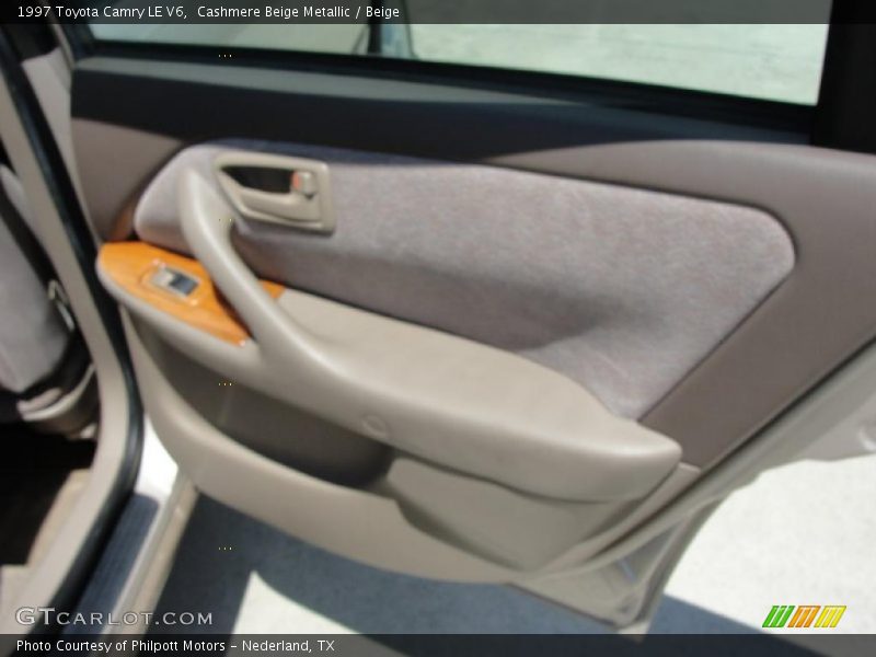 Cashmere Beige Metallic / Beige 1997 Toyota Camry LE V6