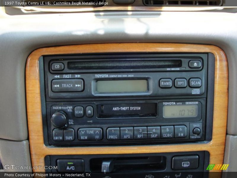 Cashmere Beige Metallic / Beige 1997 Toyota Camry LE V6