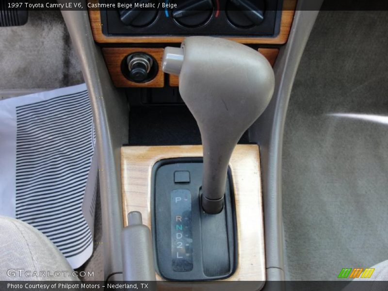 Cashmere Beige Metallic / Beige 1997 Toyota Camry LE V6