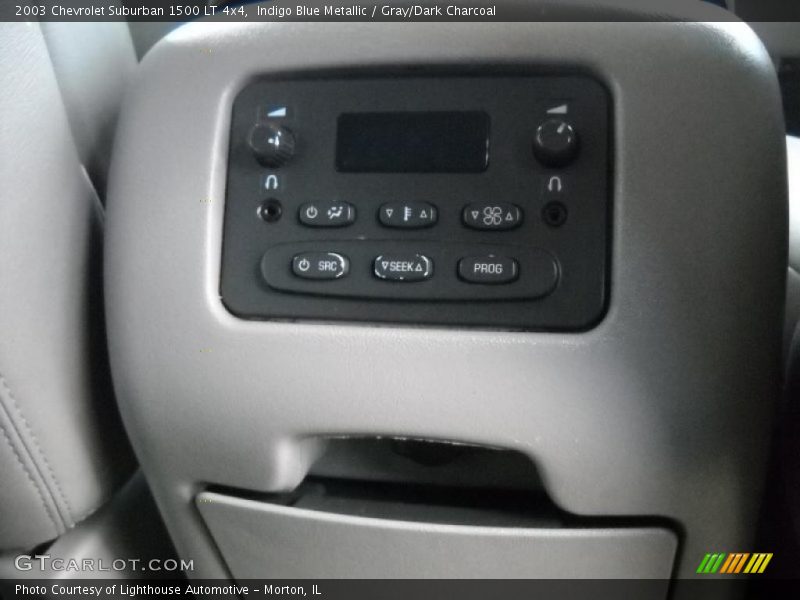 Indigo Blue Metallic / Gray/Dark Charcoal 2003 Chevrolet Suburban 1500 LT 4x4