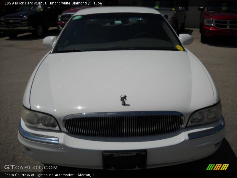 Bright White Diamond / Taupe 1999 Buick Park Avenue