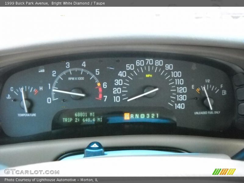 Bright White Diamond / Taupe 1999 Buick Park Avenue