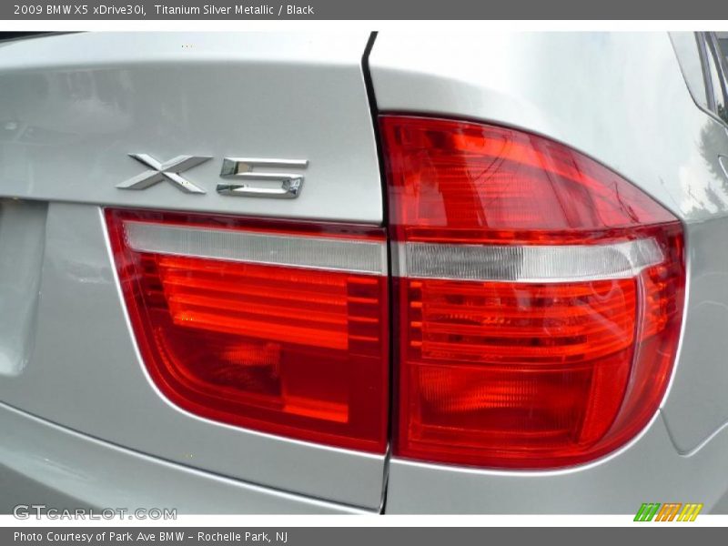 Titanium Silver Metallic / Black 2009 BMW X5 xDrive30i