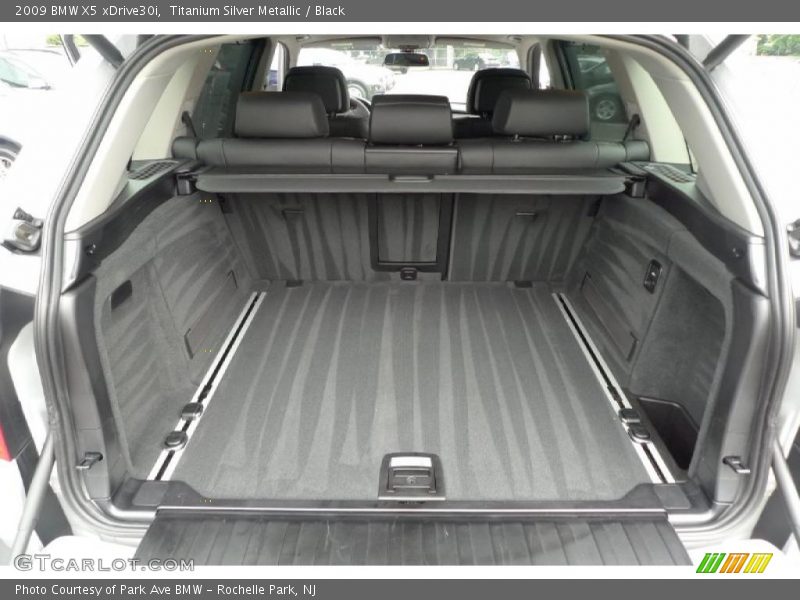 Titanium Silver Metallic / Black 2009 BMW X5 xDrive30i