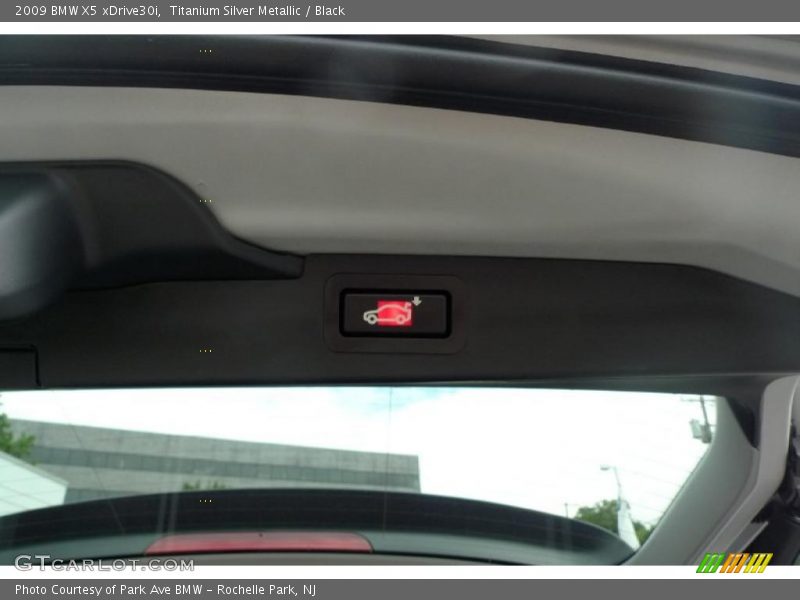 Titanium Silver Metallic / Black 2009 BMW X5 xDrive30i