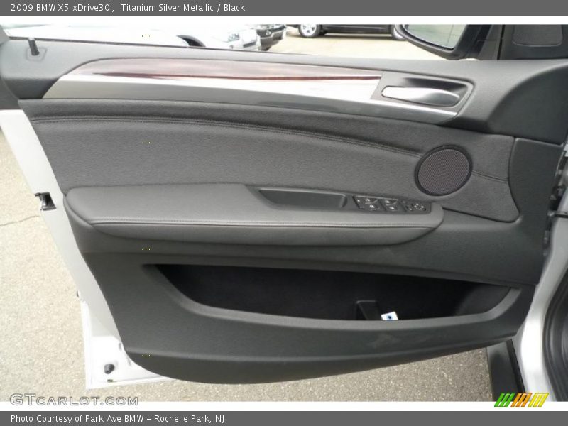 Titanium Silver Metallic / Black 2009 BMW X5 xDrive30i