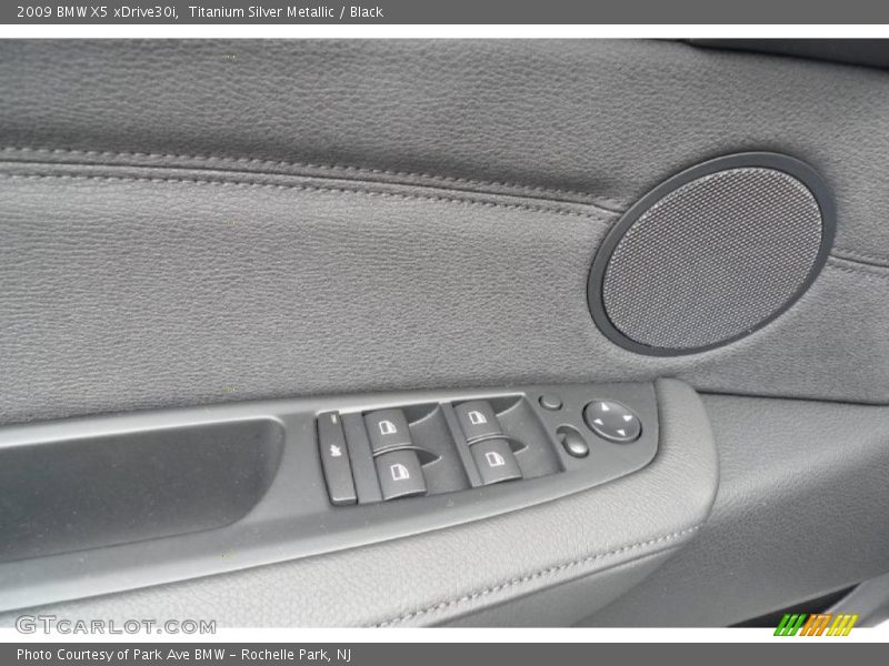 Titanium Silver Metallic / Black 2009 BMW X5 xDrive30i