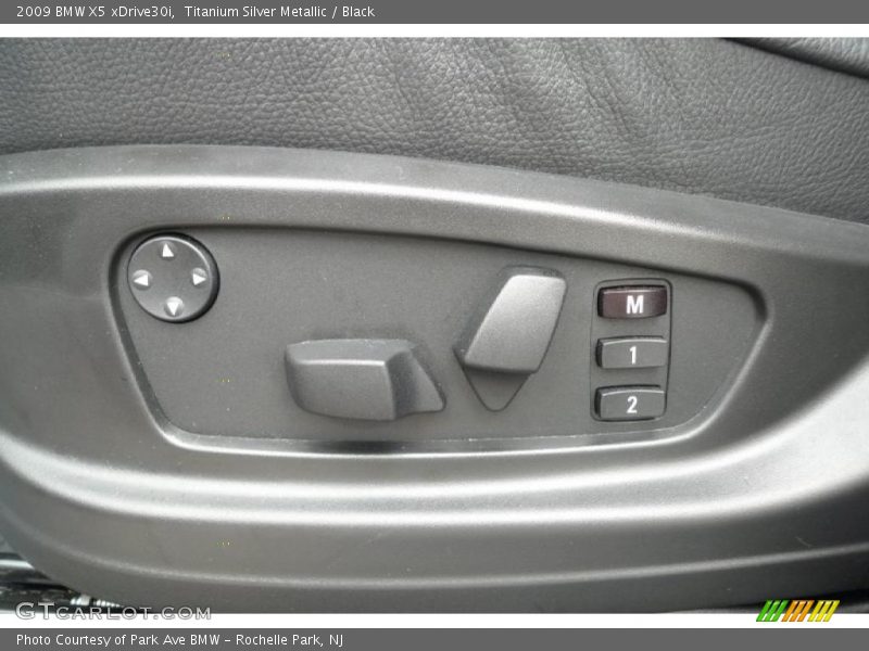 Titanium Silver Metallic / Black 2009 BMW X5 xDrive30i