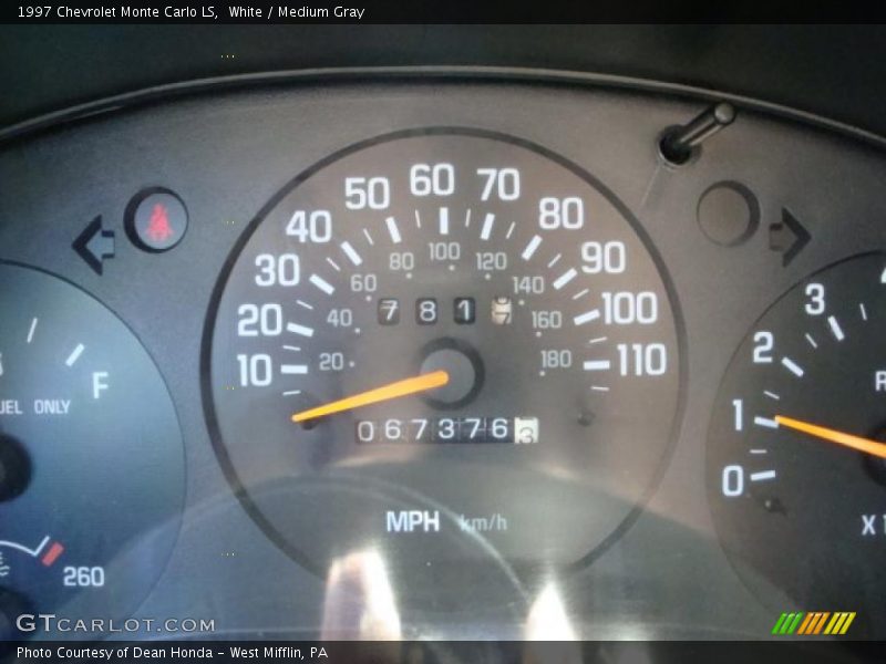 White / Medium Gray 1997 Chevrolet Monte Carlo LS
